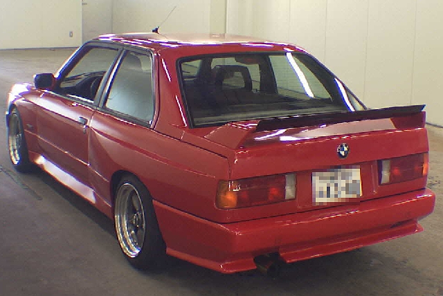 BMW(E30)M3赤_2