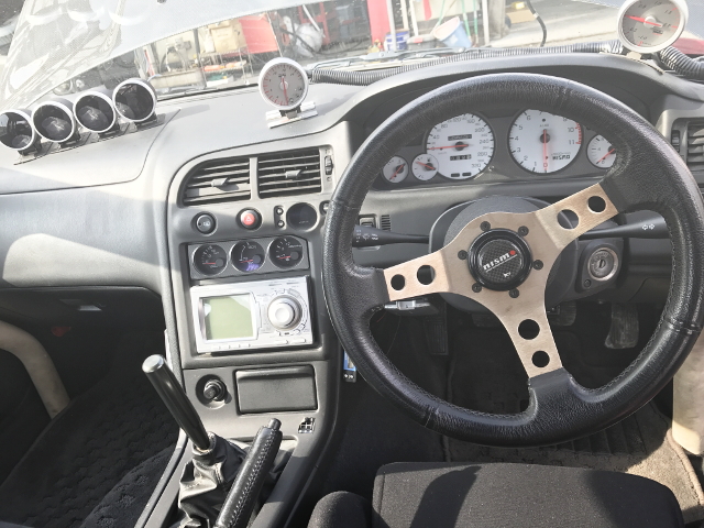 INTERIOR DASHBOARD FROM R33 GTR