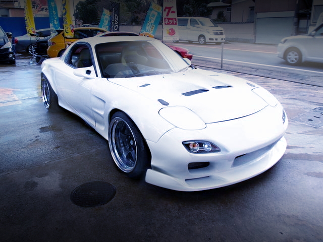 FRONT EXTERIOR OF FD3S RX-7 WIDEBODY