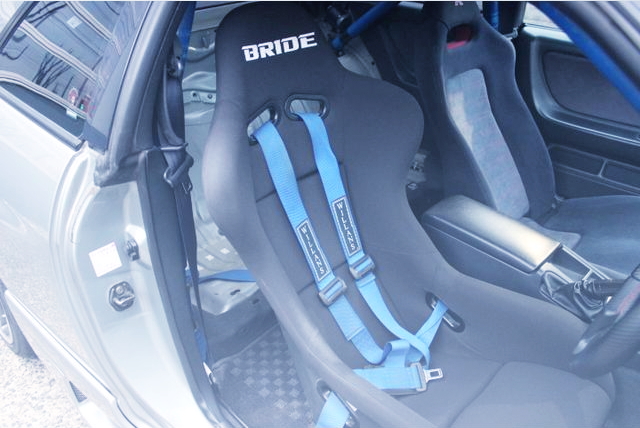 BRIDE SEAT