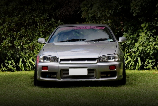 FRONT FACE R34 SKYLINE