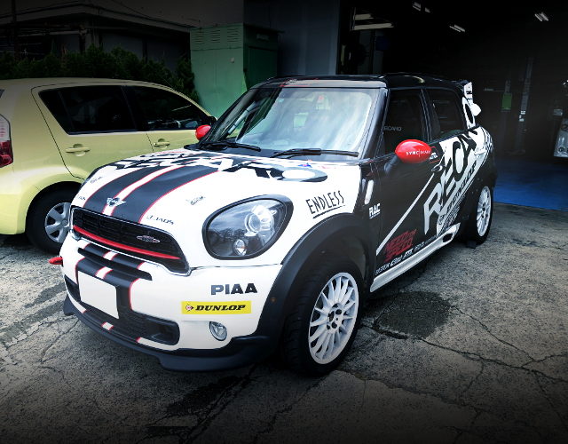 RALLY CAR BMW MINI CROSSOVER JCW