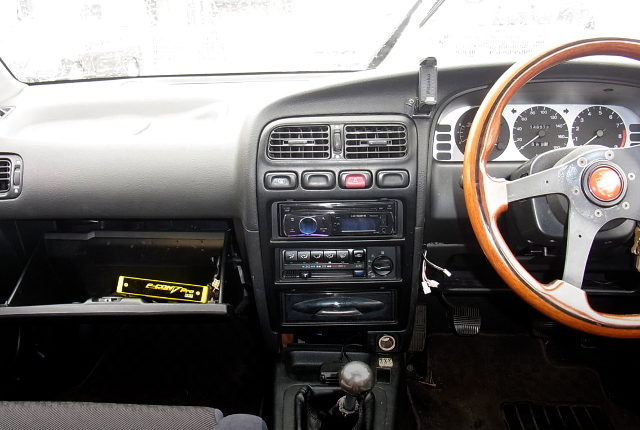 DASHBOARD AND HKS VPRO 