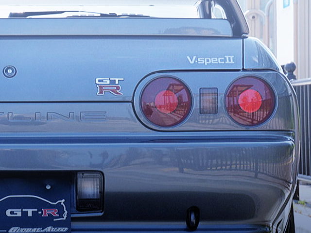 R32 GT-R V-SPEC2 DECAL