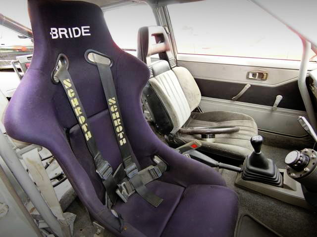 DRIVER BRIDE FULL BUCKET SEAT