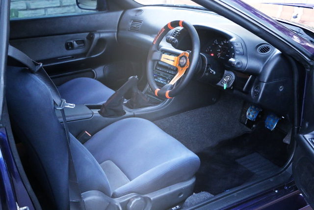 R32 SKYLINE GTR INTERIOR