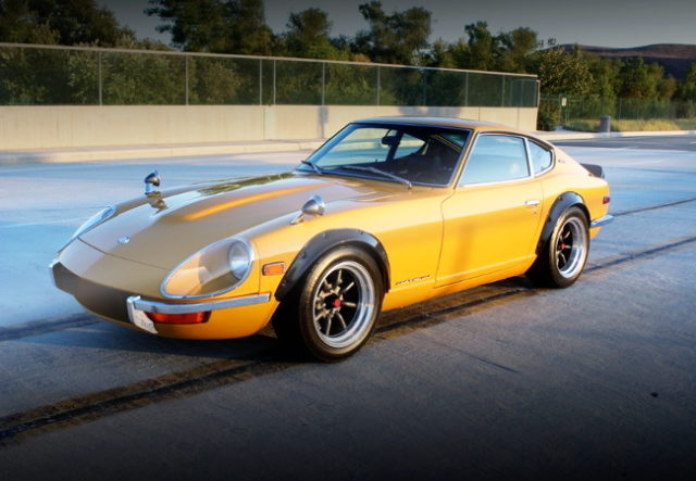 FRONT G-NOSE S30 DATSUN 240Z