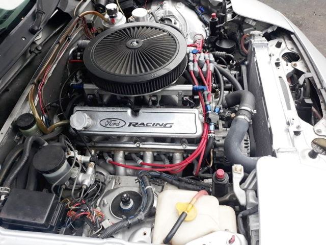 FORD V8 ENGINE