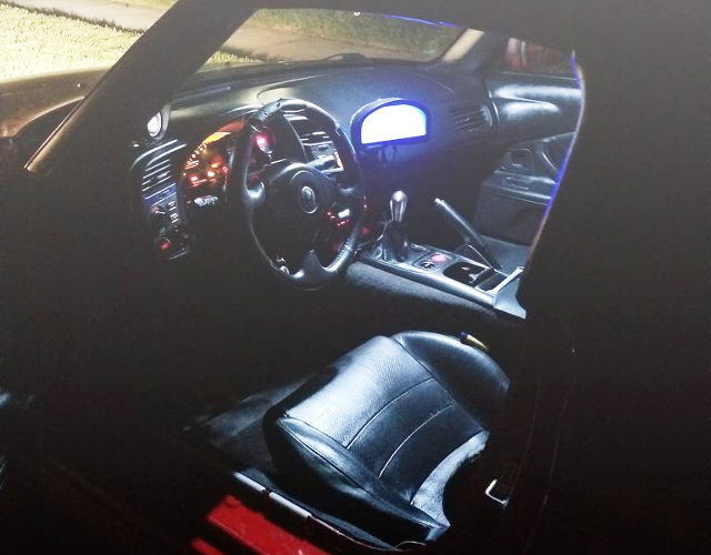 US-MODEL S2000 INTERIOR