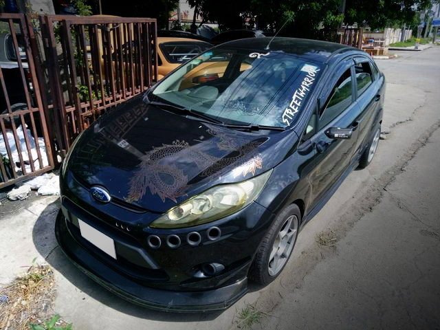 FRONT FACE FORD FIESTA