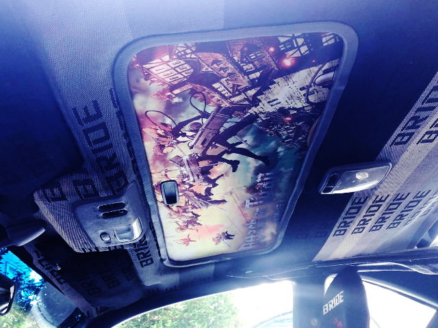 ATTACK OF TITAN SUN ROOF