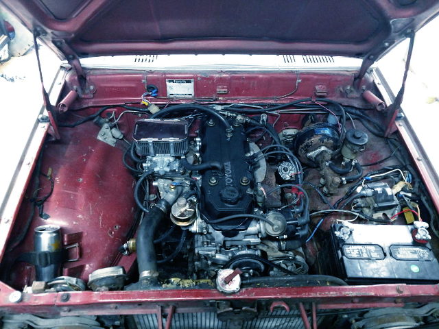22R 2400cc ENGINE WITH WEBER CARB