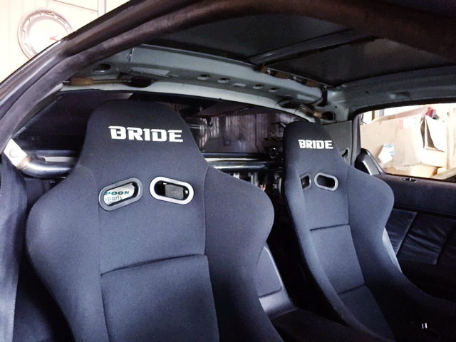 BRIDE BUCKET SEAT