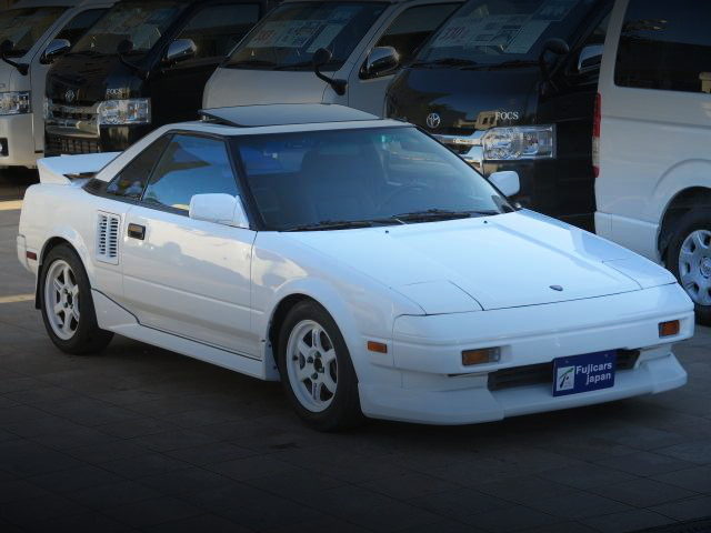 FRONT EXTERIOR LEFT HAND DRIVE 1ST GEN MR2