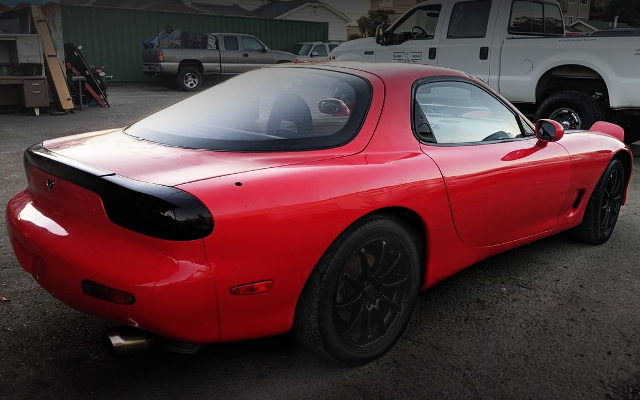 REAR EXTERIOR FD RX-7 RED