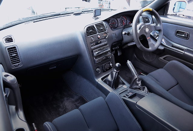 INTERIOR DASHBOARD AND STEERING
