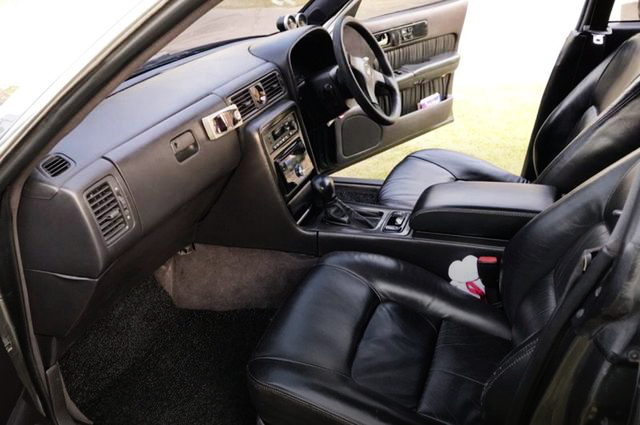 INTERIOR DASHBOARD