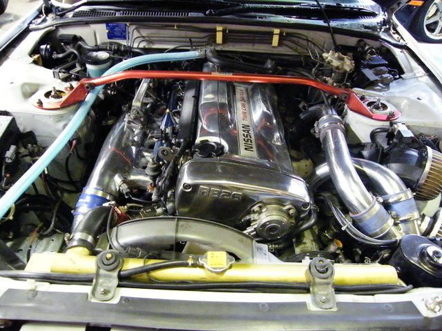 CHROME COLOR RB26 TWINTURBO ENGINE