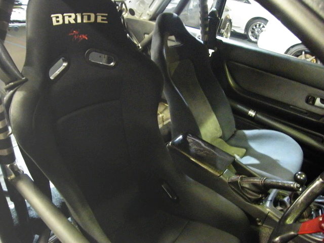 INTERIOR FOR BRIDE SEAT AT DRIVER POSITION