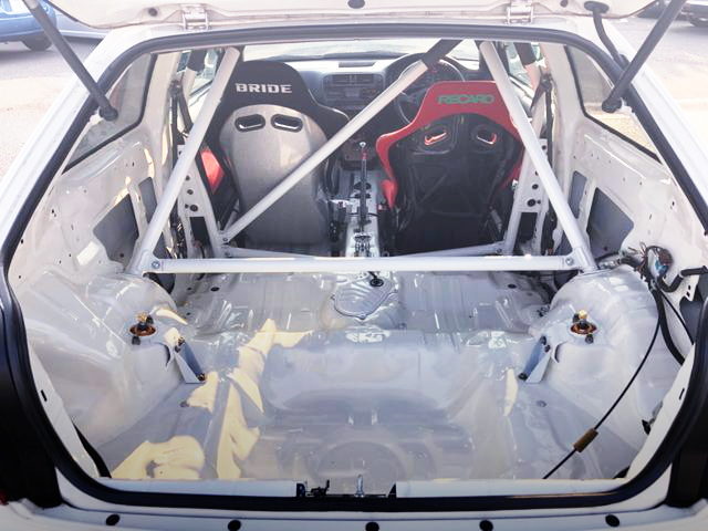 ROLL BAR AND TWO-SEATER
