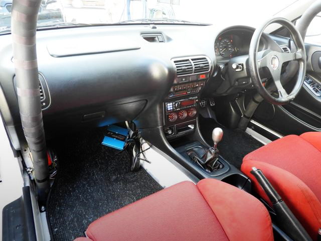 INTERIOR OF DC2 INTEGRA TYPE-R FOR RIGHT HAND STEERING 