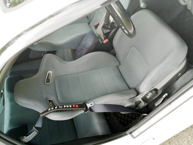 R34 GT-R SEAT CONVERSION