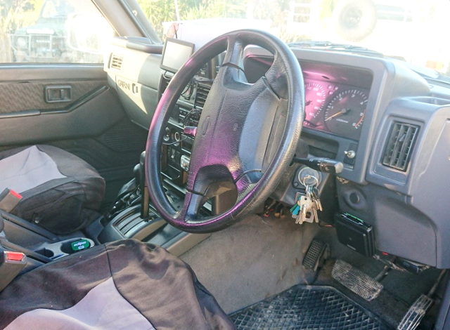 INTERIOR STEERING AND DASHBOARD