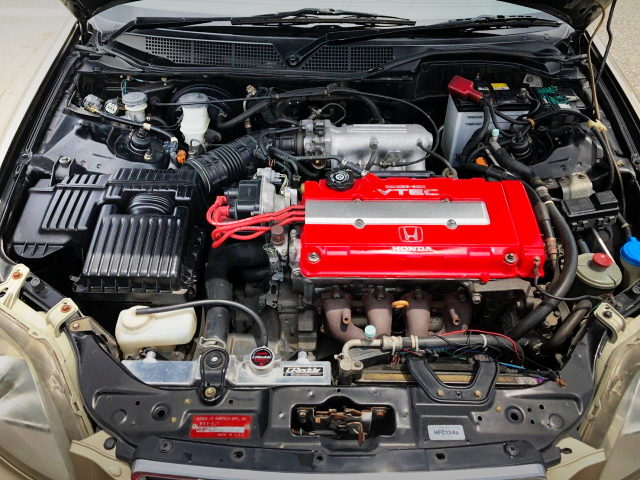 B16A 1600cc VTEC ENGINE FOR VALVE COVER RED PAINT