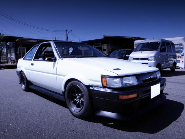 FRONT EXTERIOR AE86 COROLLA LEVIN GT-APEX