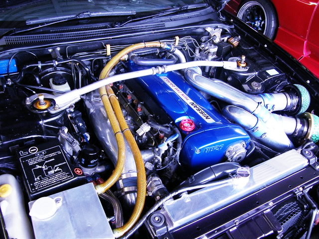BLUE COVER TO RB26DETT TWINTURBO ENGINE