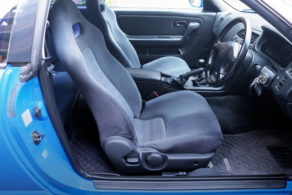 R33 GT-R SEATS