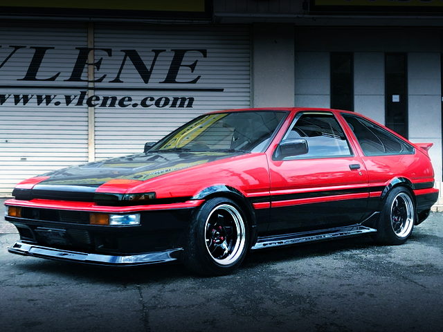 FRONT EXTERIOR AE86 TRUENO GT-APEX WITH RED AND BLACK TWO-TONE