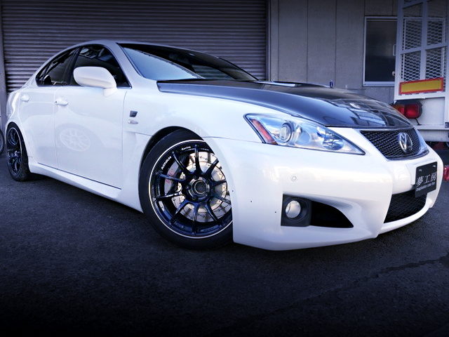 FRONT EXTERIOR USE20 LEXUS IS-F WHITE