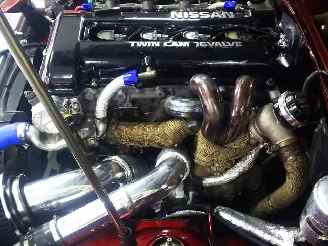 EXHAUST MANIFOLD AND TURBO