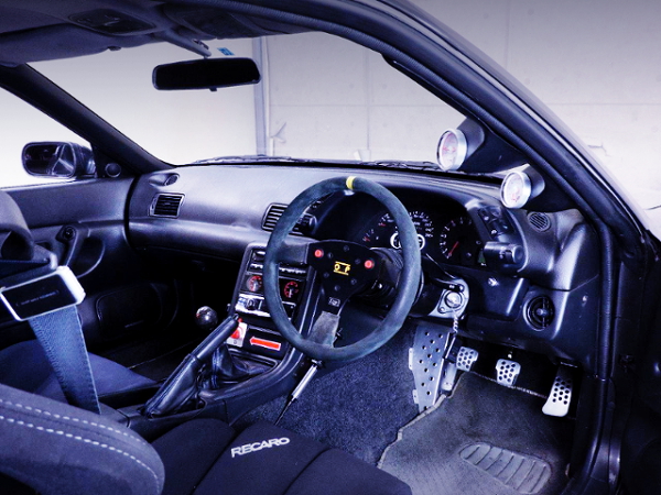 CUSTOM DASHBOARD FOR R32 GT-R INTERIOR