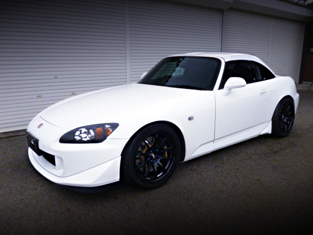 FRONT EXTERIOR OF AP2 S2000