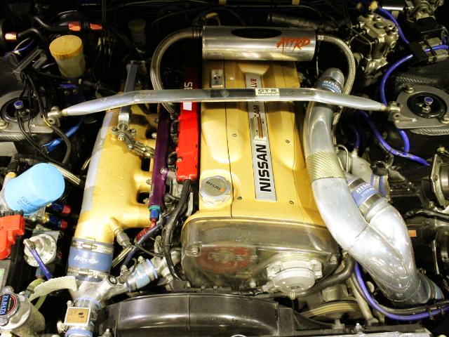 RB26 TWINTURBO ENGINE TO GOLD PAINT COVER