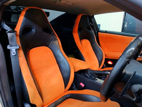 SEATS OF R35 GT-R