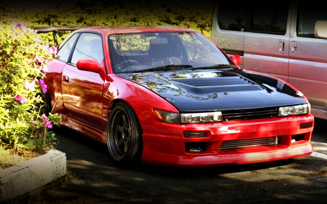 AIR DUCT BONNET ON S13 SILVIA.