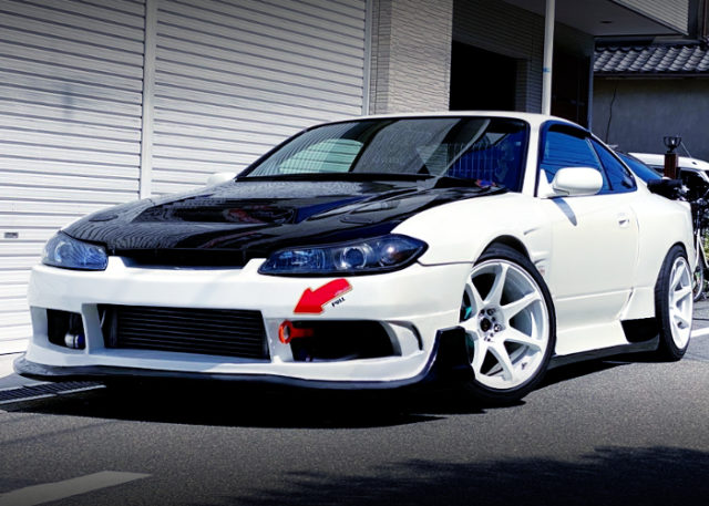 FRONT EXTERIOR OF S15 SILVIA SPEC-R WHITE.