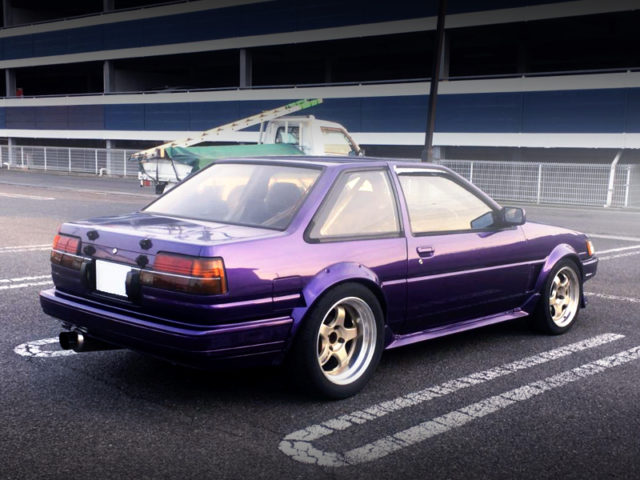 REAR EXTERIOR OF AE86 LEVIN PURPLE.