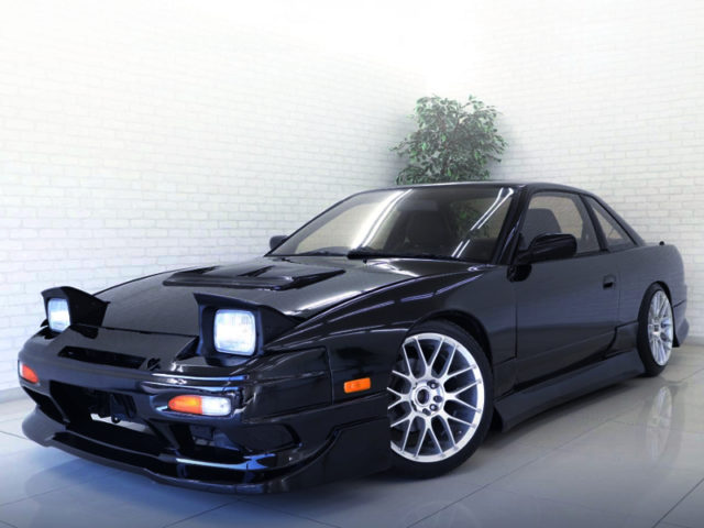 FRONT EXTERIOR OF S13 ONEVIA BLACK.