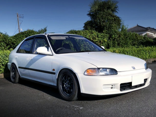 FRONT EXTERIOR OF EG8 CIVIC FERIO to WHITE.