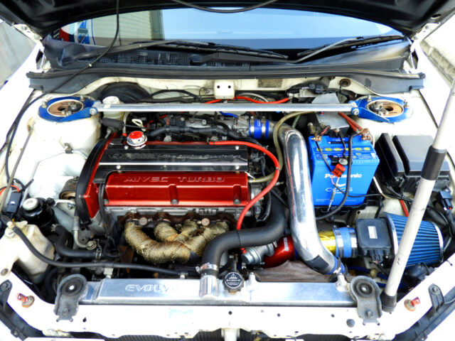 4G63T with 2.3L and EVO 9 RS TURBOCHARGER.