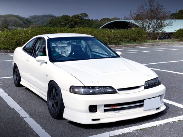 FRONT EXTERIOR OF DC2 INTEGRA TYPE-R.