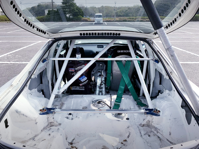 ROLL CAGE.