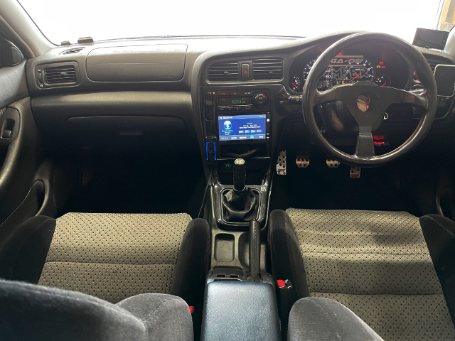 INTERIOR OF BE5 LEGACY B4 RSK.