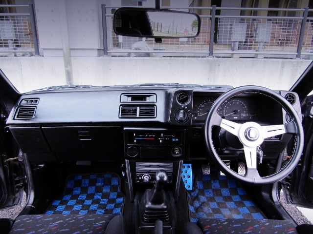 DASHBOARD OF AE86 LEVIN GT-APEX.