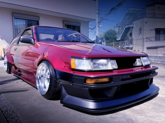 FRONT EXTERIOR OF OF AE86 LEVIN with WIDEBODY and RED.