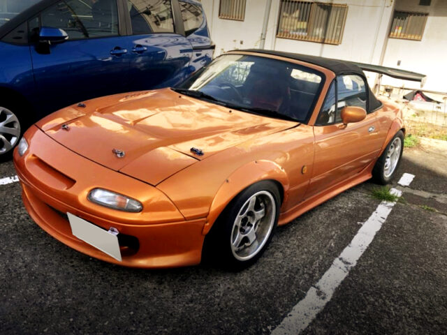 FRONT EXTERIOR OF NA6CE EUNOS ROADSTER.
